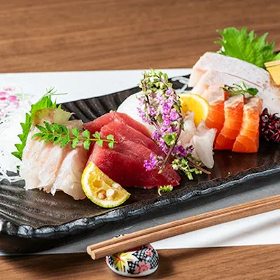 旬の鮮魚を多彩な調理法で