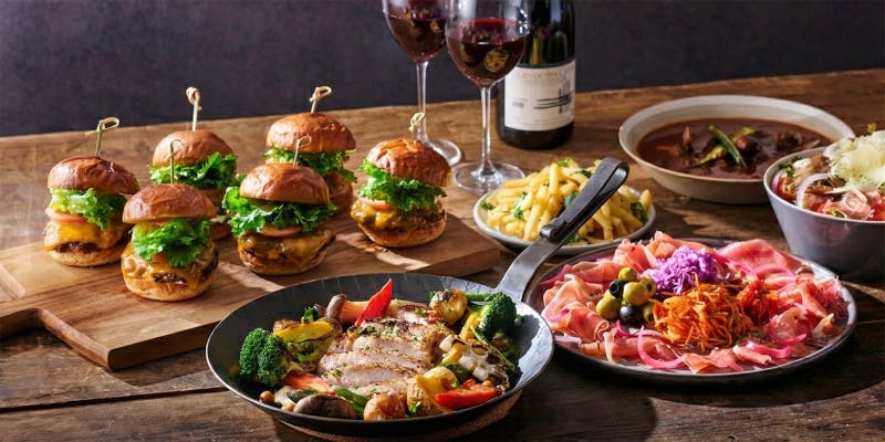 JOURNAL STANDARD DINING