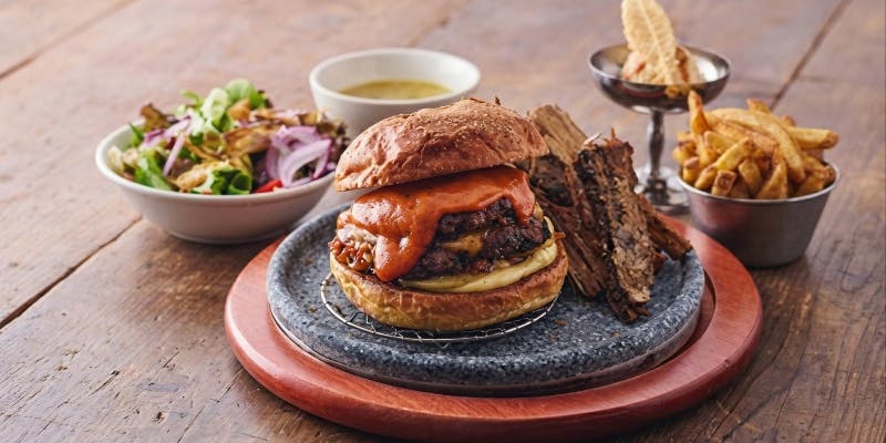 JOURNAL STANDARD DINING