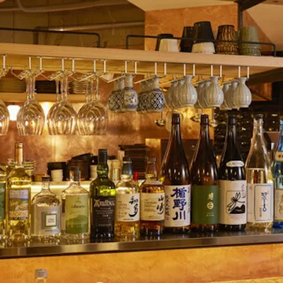 料理の旨さを引き立てる豊富なドリンクの数々