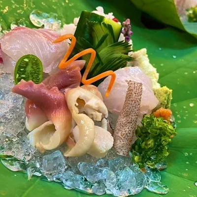 旬の魚介と肉が織りなす渾身の和食。店主厳選の銘酒と共に
