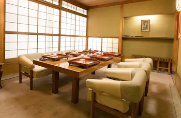 割烹 司
