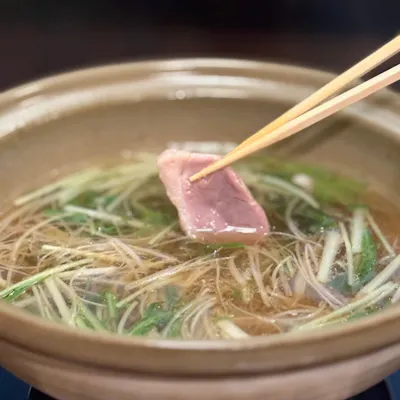 独自の調理法で旨味を引き出した鴨料理