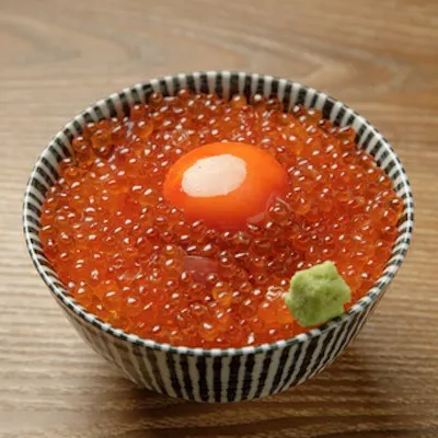 自社ブランドのいくらを使用した絶品料理
