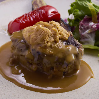肉料理を中心に広がるビストロの一皿