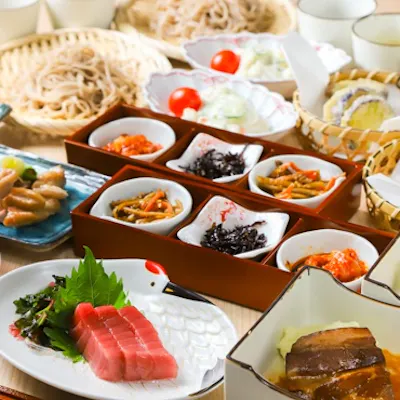 旬の食材を使った多彩な肴