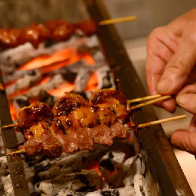 熟練の職人が焼き上げる絶品焼き鳥