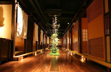 炭焼・寿し処 炙屋 総本店
