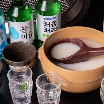 【充実の飲み放題】韓国焼酎とマッコリを堪能できる