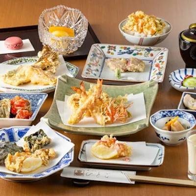 厳選食材の天ぷらと多彩なコース