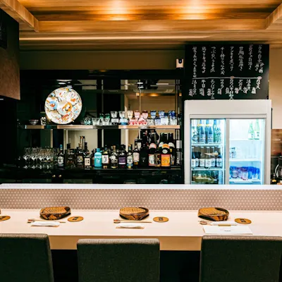 落ち着いた雰囲気の店内で、心地よい時間を