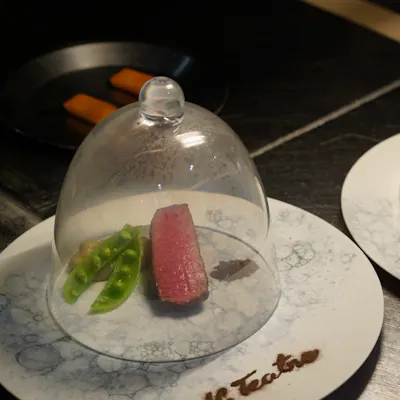 和歌山の旬が躍る、美食の舞台。日本酒とワインが紡ぐ、新たな調べ。