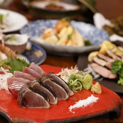 名物『かつをの藁焼き塩たたき』
