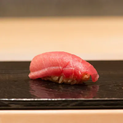 天然本鮪を極める一貫