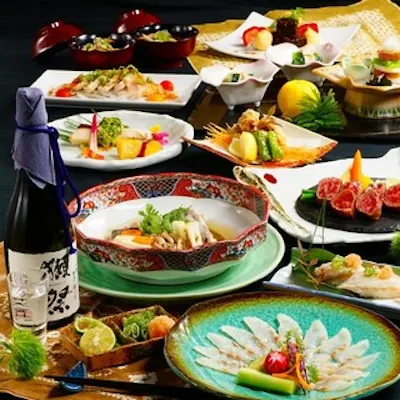 お得なプレミアコースで旬の味覚を堪能