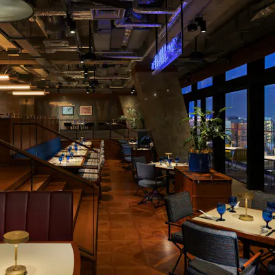 海辺の静寂を彩る、モダンチャイニーズの饗宴。