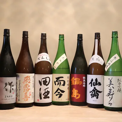 入手困難な本格焼酎や全国の地酒、料理を惹き立てる至高の一杯