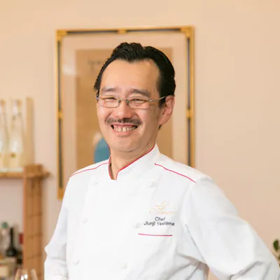 シェフ・八島淳次の『今』が味わえる