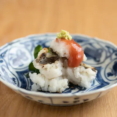 店主自ら市場で品定め。その日の新鮮おすすめ旬魚に舌鼓『お造り』