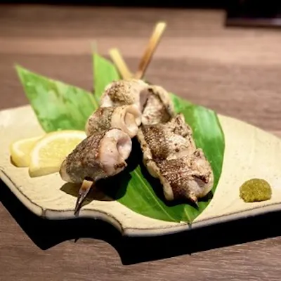 炭火で焼き上げる多彩な料理