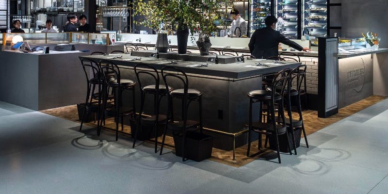 L��ECAILLER 8TH SEA OYSTER TAKANAWA�X