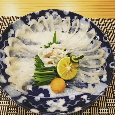 地酒、ワイン、自家製酒まで。一皿ごとに寄り添う「お酒を愉しむ」ための工夫。