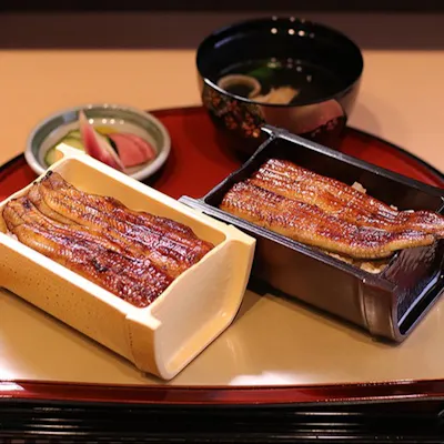 口の中でとろけるような食感と凝縮された鰻の旨味を堪能