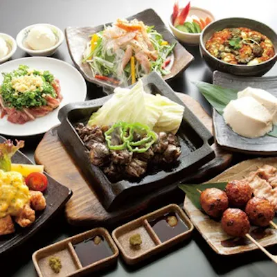 専属養鶏場で育てた「神楽とり」を使用