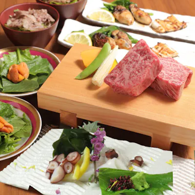 地元食材にこだわった鉄板料理