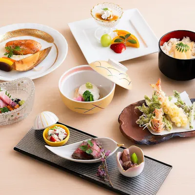 旬の味覚を五感で味わう本格会席
