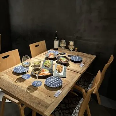 逸品料理も充実!自然派ワインとの相性も抜群