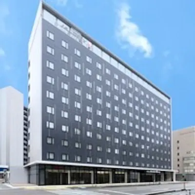 富山駅から徒歩3分。ホテルJALシティ富山1階のカフェ コントレイル