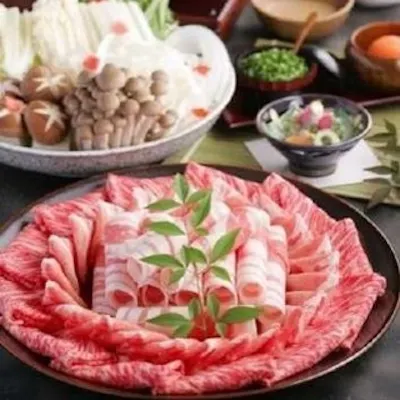 しゃぶしゃぶから鉄板焼きまで。日本一の和牛の魅力を引き出す多彩な気品溢れる料理