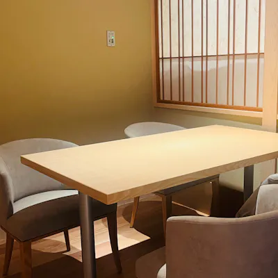 会食や接待にもおすすめの銀座の本格鮨店