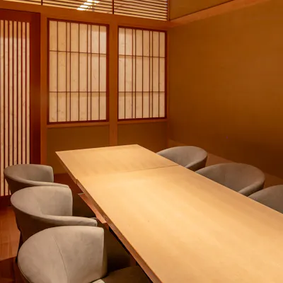 会食や接待にもおすすめの銀座の本格鮨店