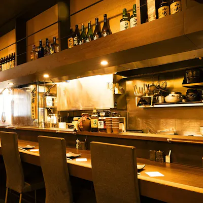 和の趣漂う落ち着いた店内
