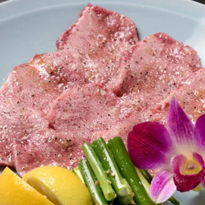 厳選された国産肉を使用した特上焼肉