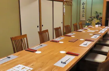 割烹 むつの はなれ