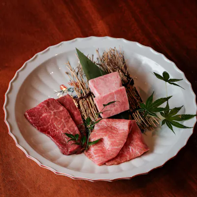 上質な肉を味わう、こだわりの和焼肉