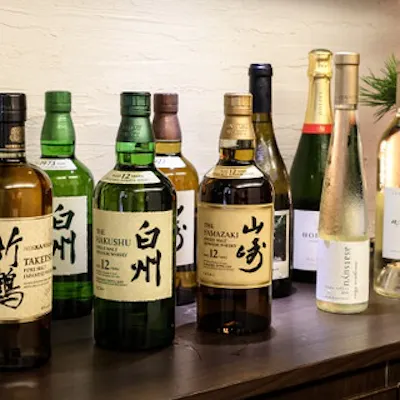 厳選ワインと多彩な日本酒