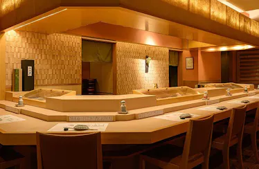 八千代 本店