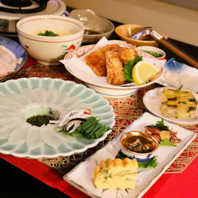 熟練目利きによる天然とらふぐと 鱧・鰻・クエ・すっぽんの美味
