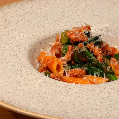 2皿のパスタで楽しむ、季節を感じる味わい