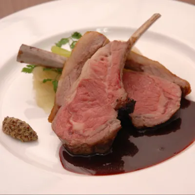 料理とワインを気軽に楽しむフレンチバル