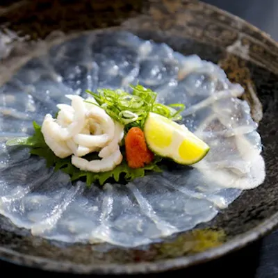 毎朝仕入れる鮮魚と活ふぐを味わう職人仕込みの逸品