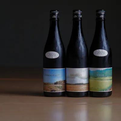 個性的な日本酒やナチュラルワインが充実
