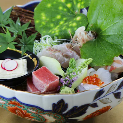旬の地元食材を活かした本格日本料理