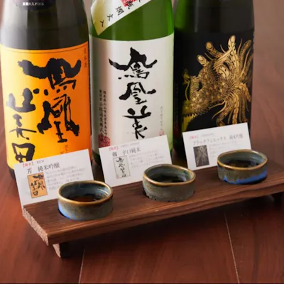 【味覚を深める一杯を】料理を引き立てる地酒と季節の名物サワー