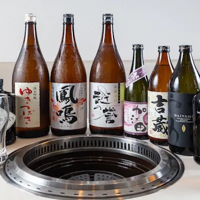 厳選ワインと本格焼酎が引き立てる、新しい和牛の美味しさ