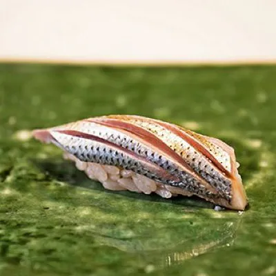離れカウンターで味わう限定ランチ